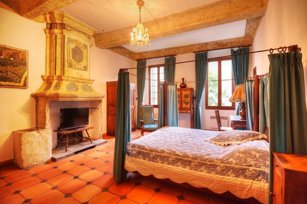 Hotel Les Arcades Biot Room photo